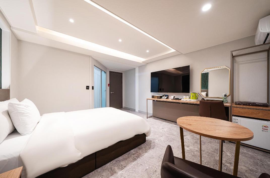 Regency Hotel Seongnam Eksteriør bilde